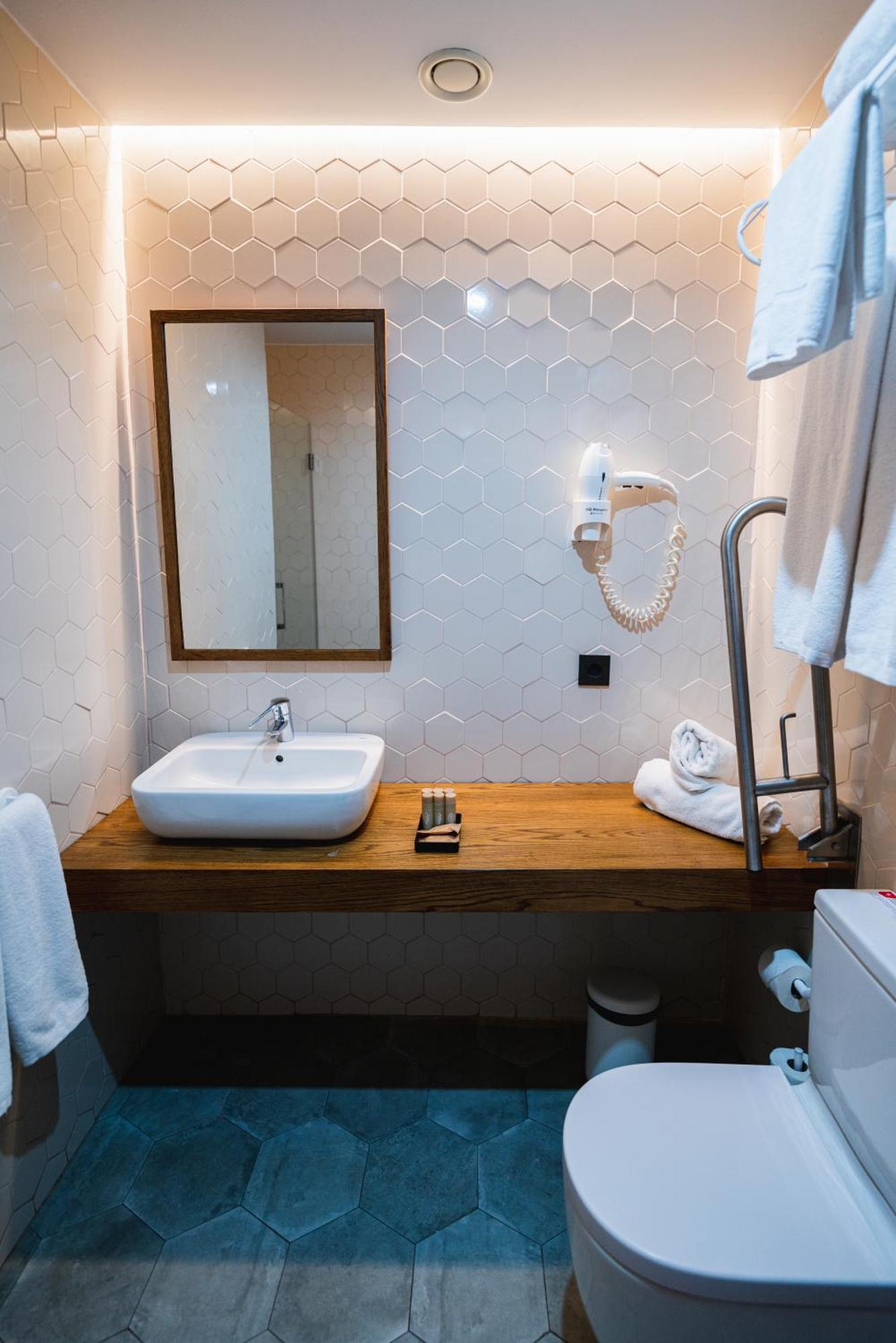 Málaga Premium Hotel Bagian luar foto