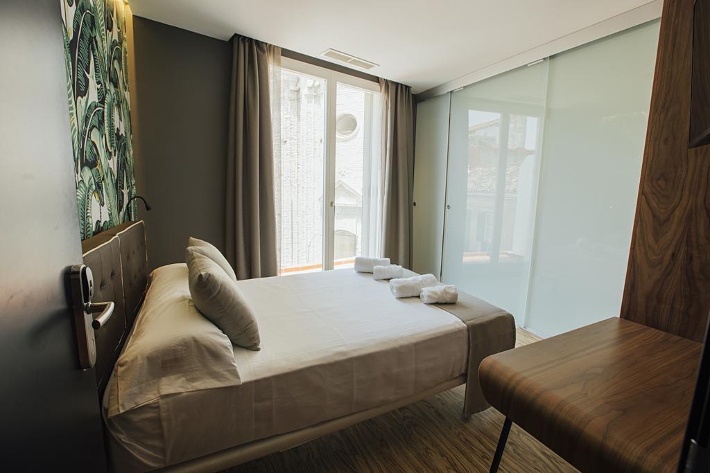 Málaga Premium Hotel Bagian luar foto